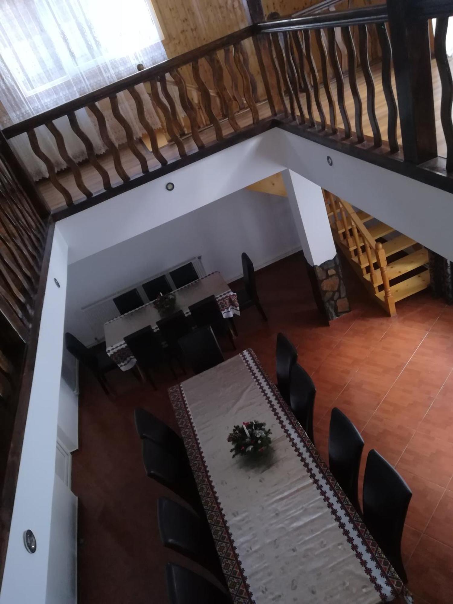 הוילה Rucăr Casa Raul מראה חיצוני תמונה
