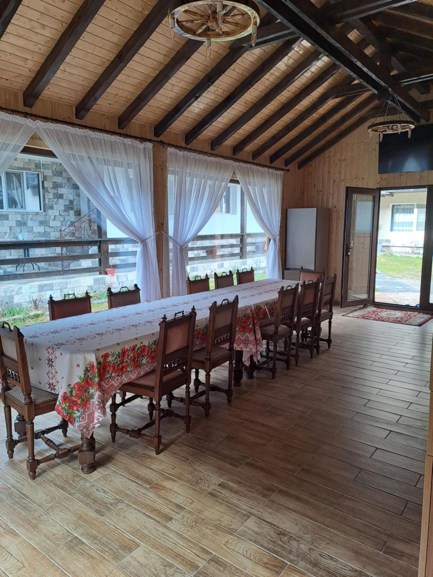 הוילה Rucăr Casa Raul מראה חיצוני תמונה